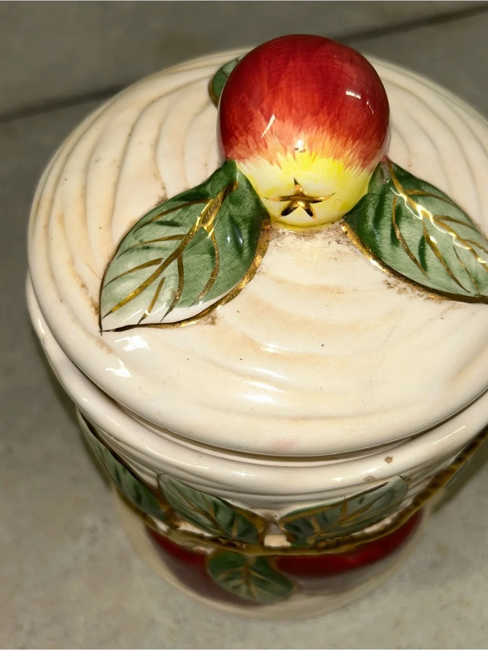 Vintage Franciscan Majolica Apple Ceramic Cookie Jar Cannister 3D